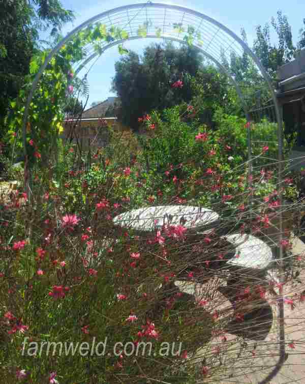 Round top garden arbour